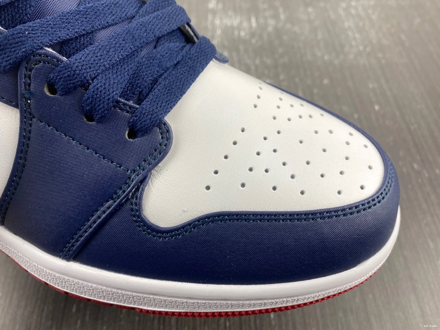 Jordan 1 USA Mid - 852542-104 SE 0518